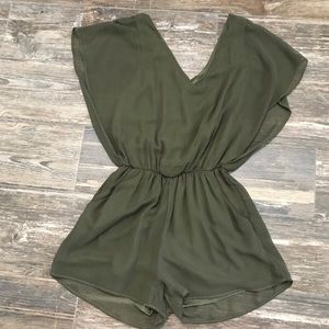 Olive Dee Elle Romper!!!